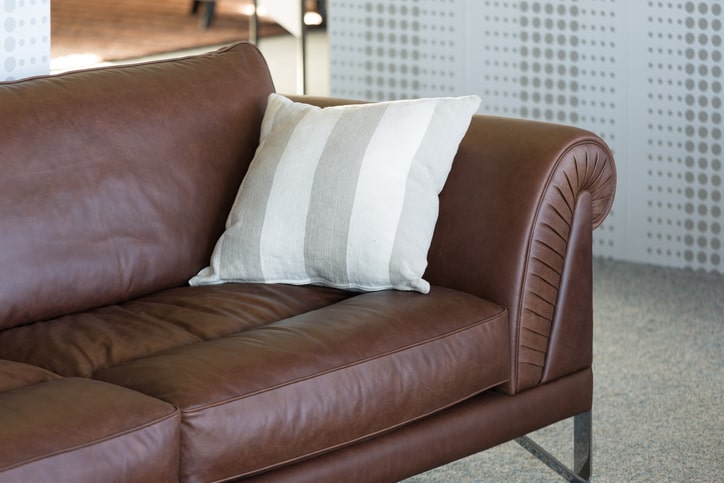 leather reconolising Sussex leather reconolising services Sussex